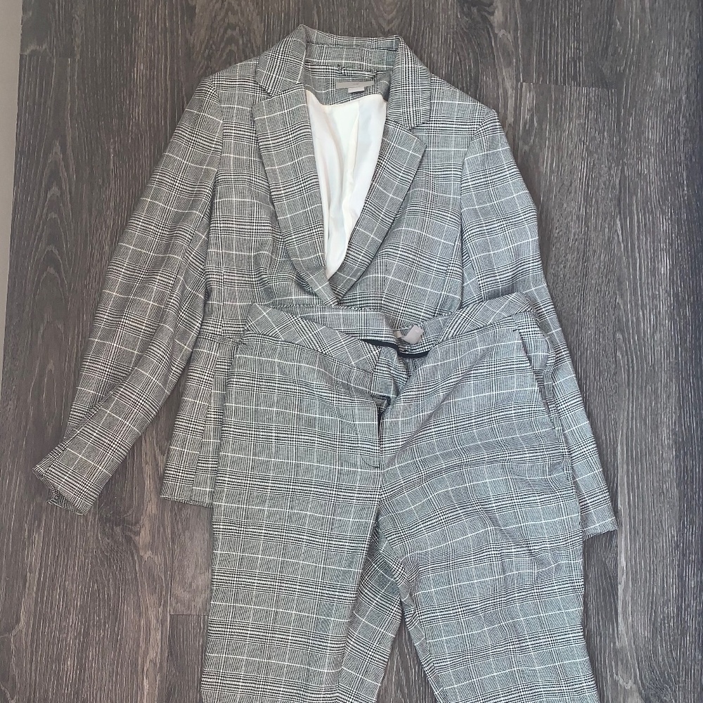 H&M Checkered Pant Suit